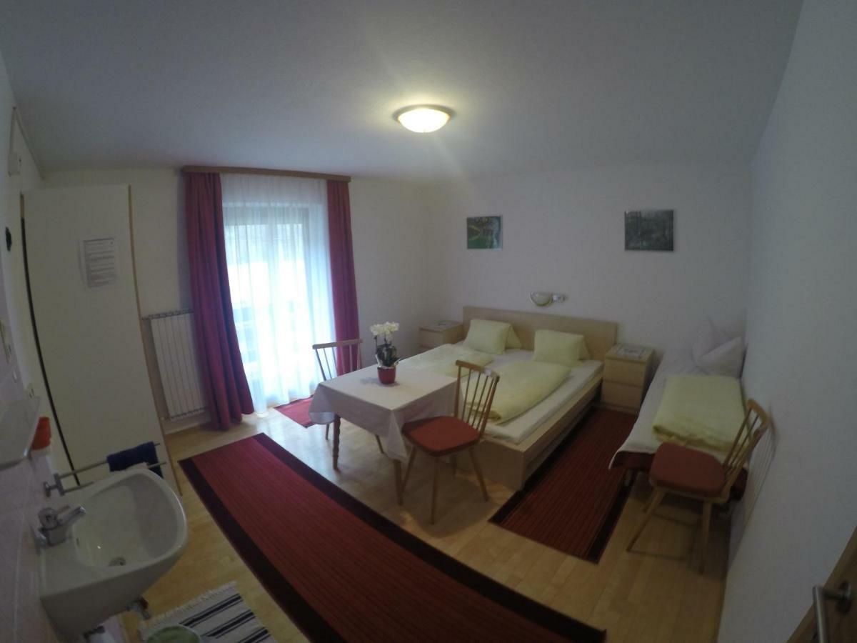 Haus Gamsblick Hotel Umhausen Exterior photo